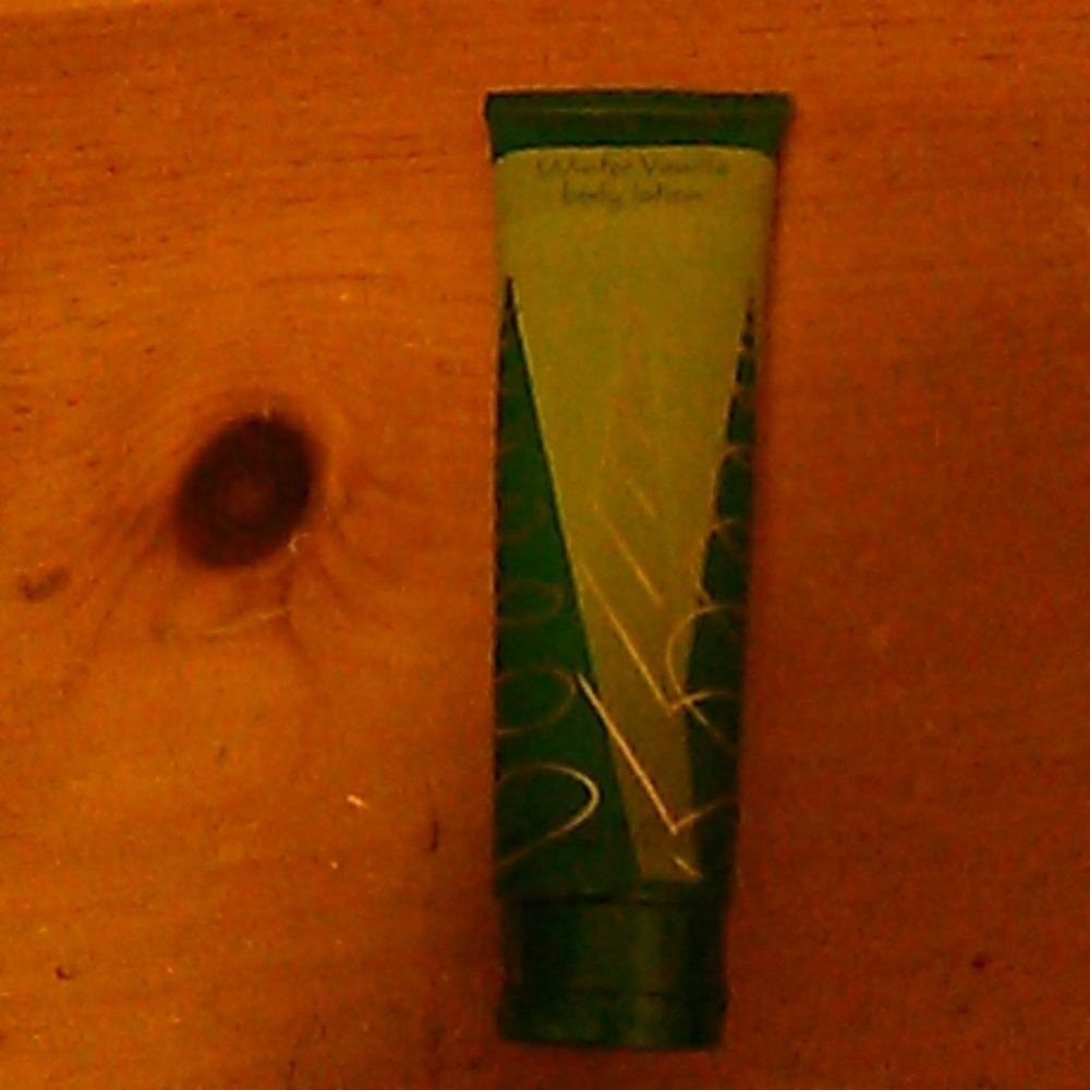 Winter vanilla body lotion